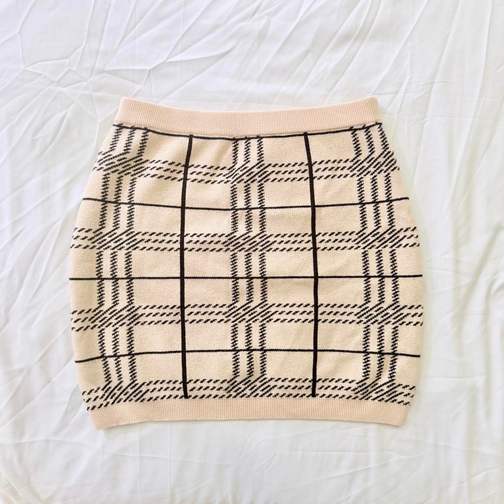 DAZY Plaid Knit Mini Skirt Ivory Black Windowpane Check Preppy Skirt Size M